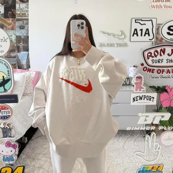 Nike Other - cream‎ and red thick embroidered nike mens oversized crewneck sweatshirt